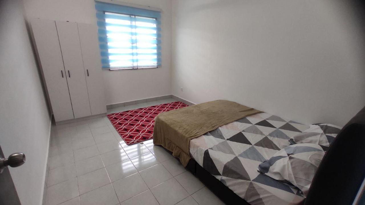 Aisya Homestay Bajet Karak Setia ภายนอก รูปภาพ